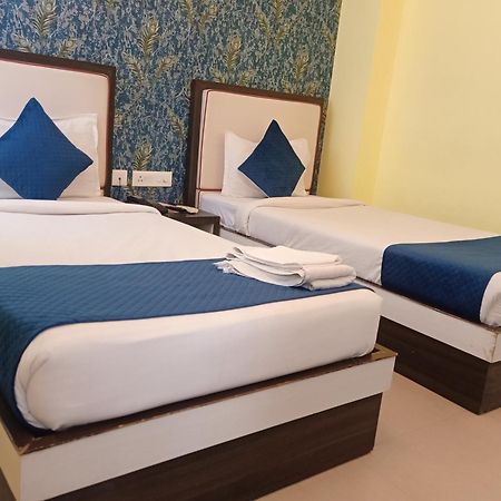 Hotel Janki International Sigra 2 Km From Kashi Vishwanath Temple Варанаси Екстериор снимка